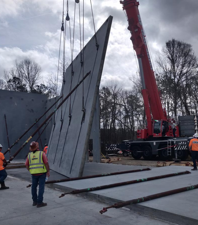 Tilt-up panel construction project photo